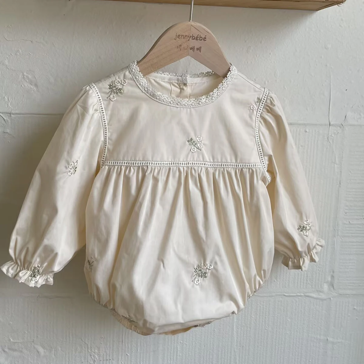 아기 소녀 수 놓은 꽃 Romper 긴 소매 아기 On - Newborn Baby Girl Romper Floral 리뷰 및 가격